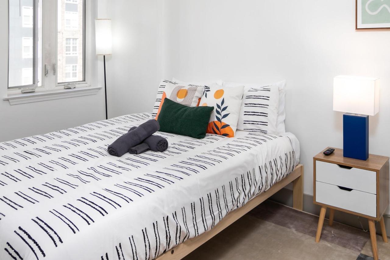Urban Retreat - Free Parking, Wifi, Walk To Stadium * Charlotte